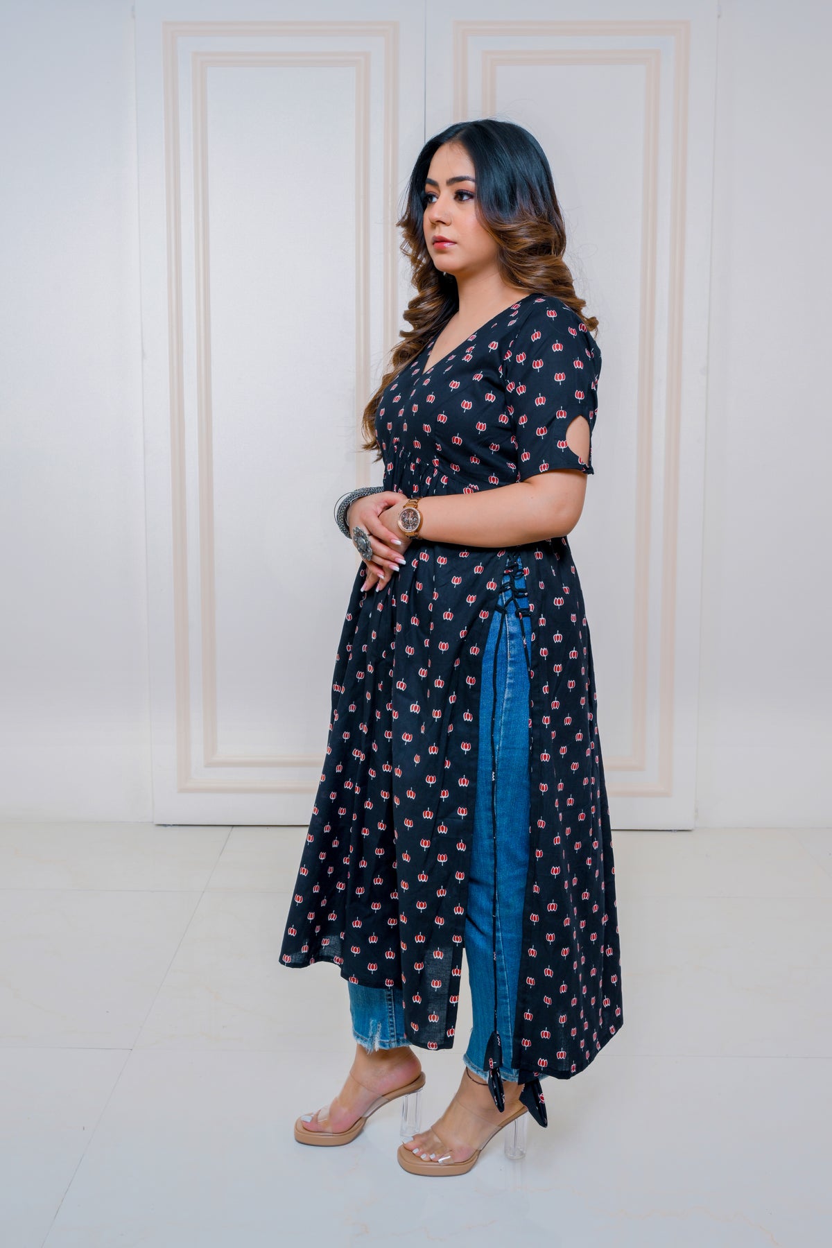 Black Alaya Kurti