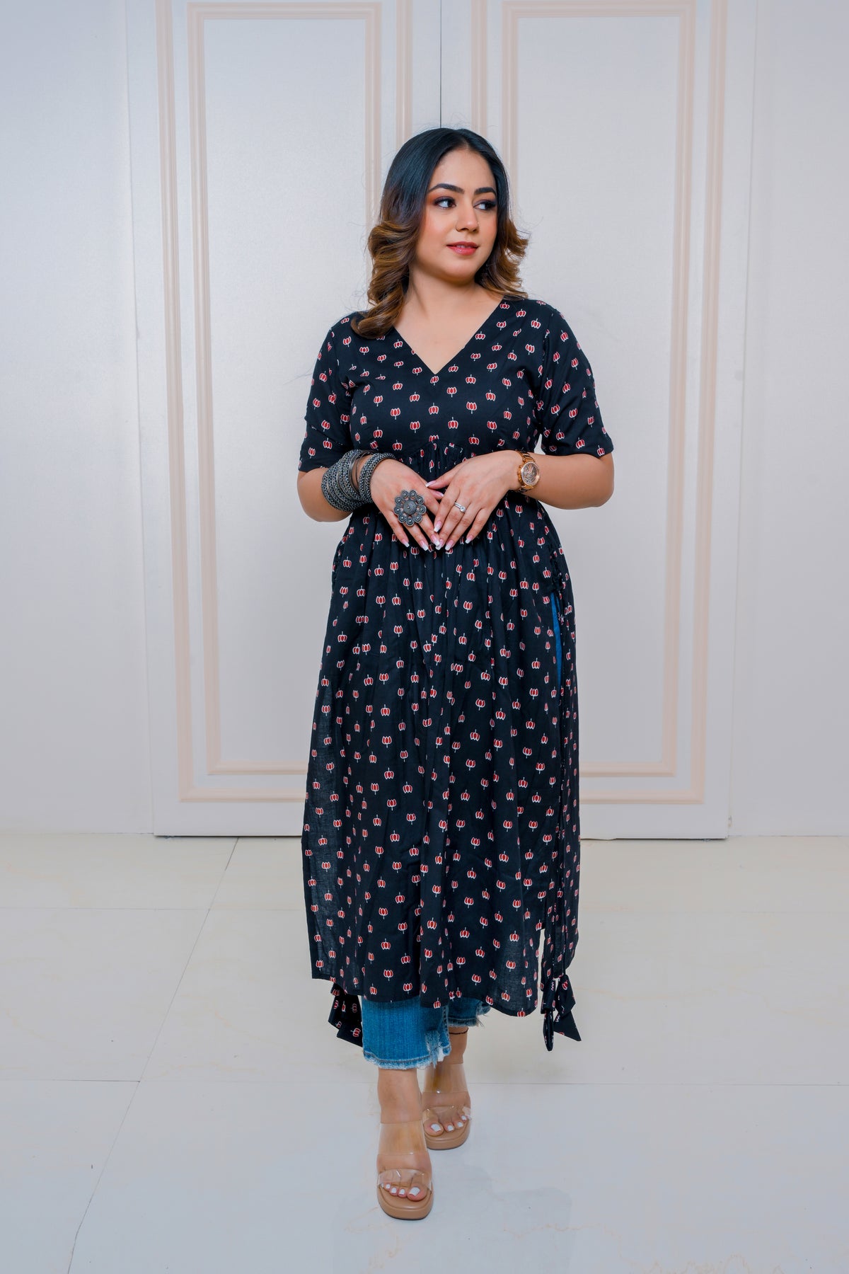 Black Alaya Kurti
