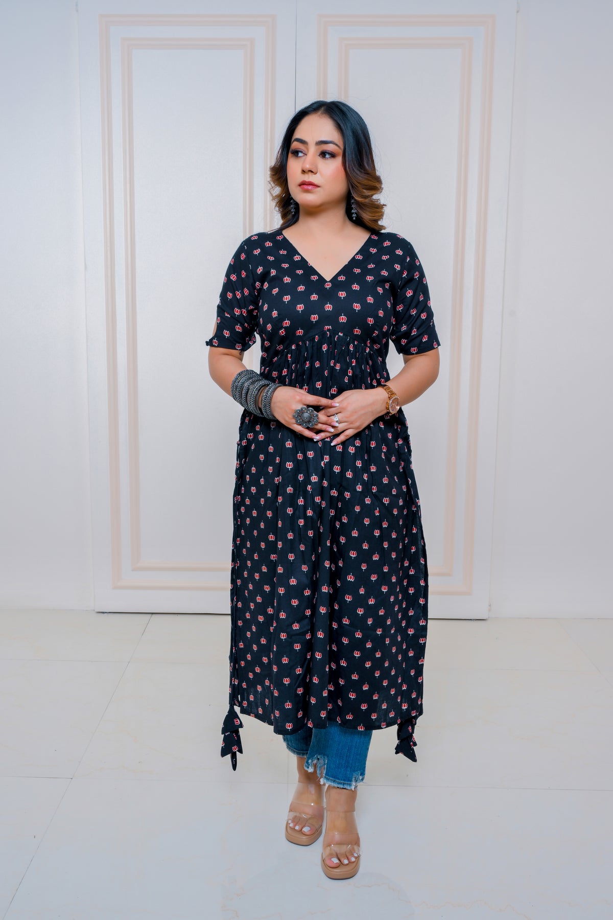 Black Alaya Kurti