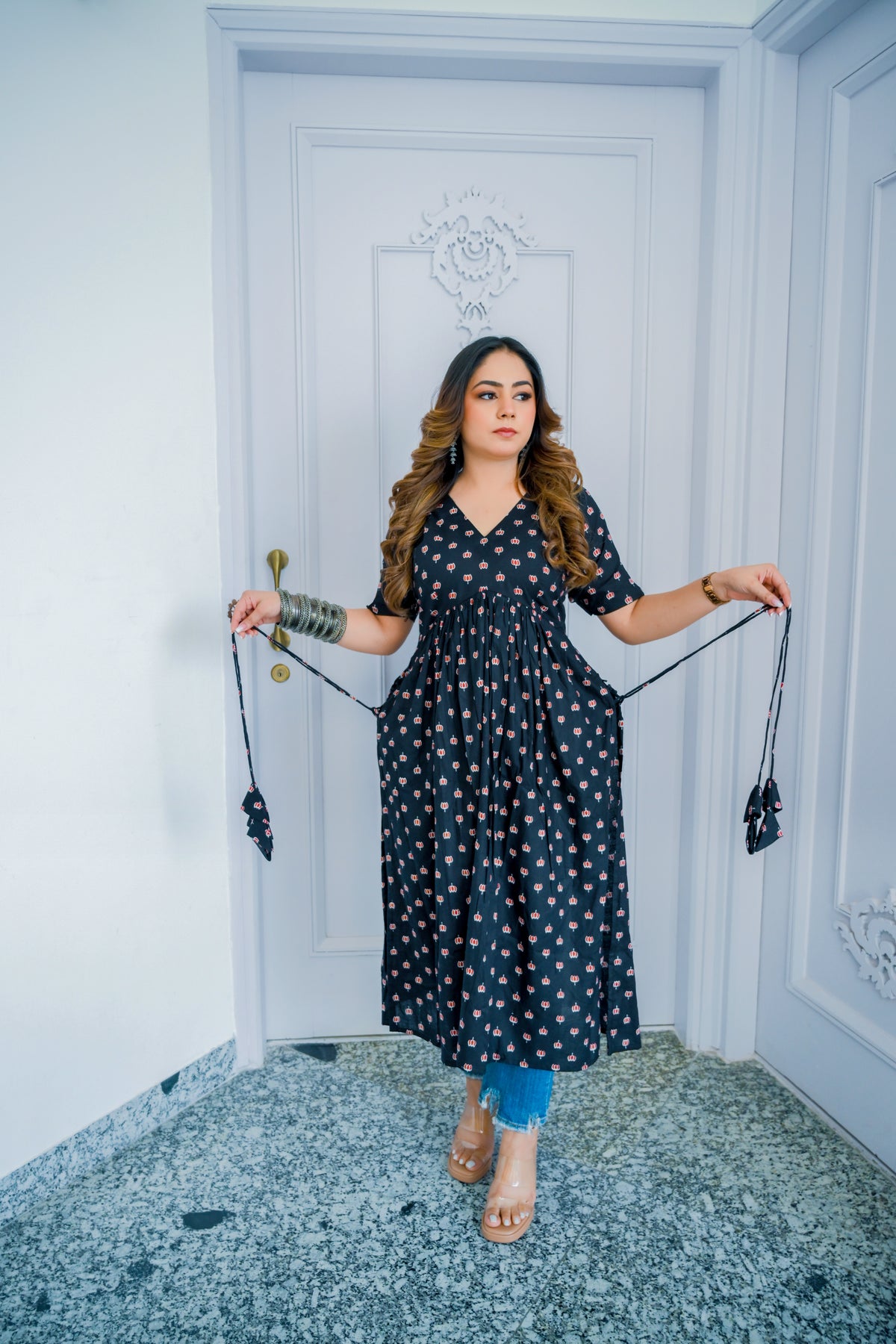 Black Alaya Kurti